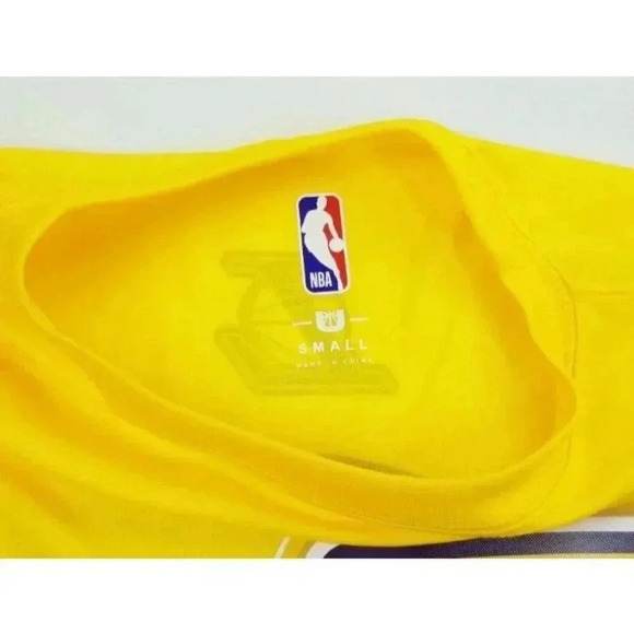 NBA Small Lebron James Yellow Los Angeles Lakers Jersey Tee Short Sleeve Crew - Picture 4 of 11